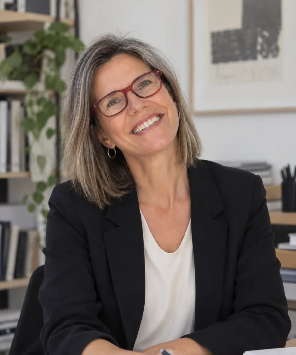Retrato del perfil ficticio de Elena Valdés